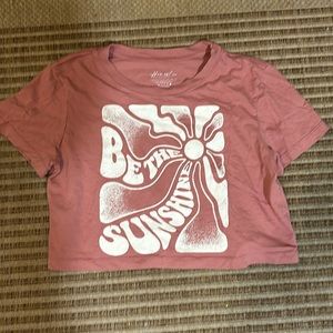 Kids graphic tea crop top size small